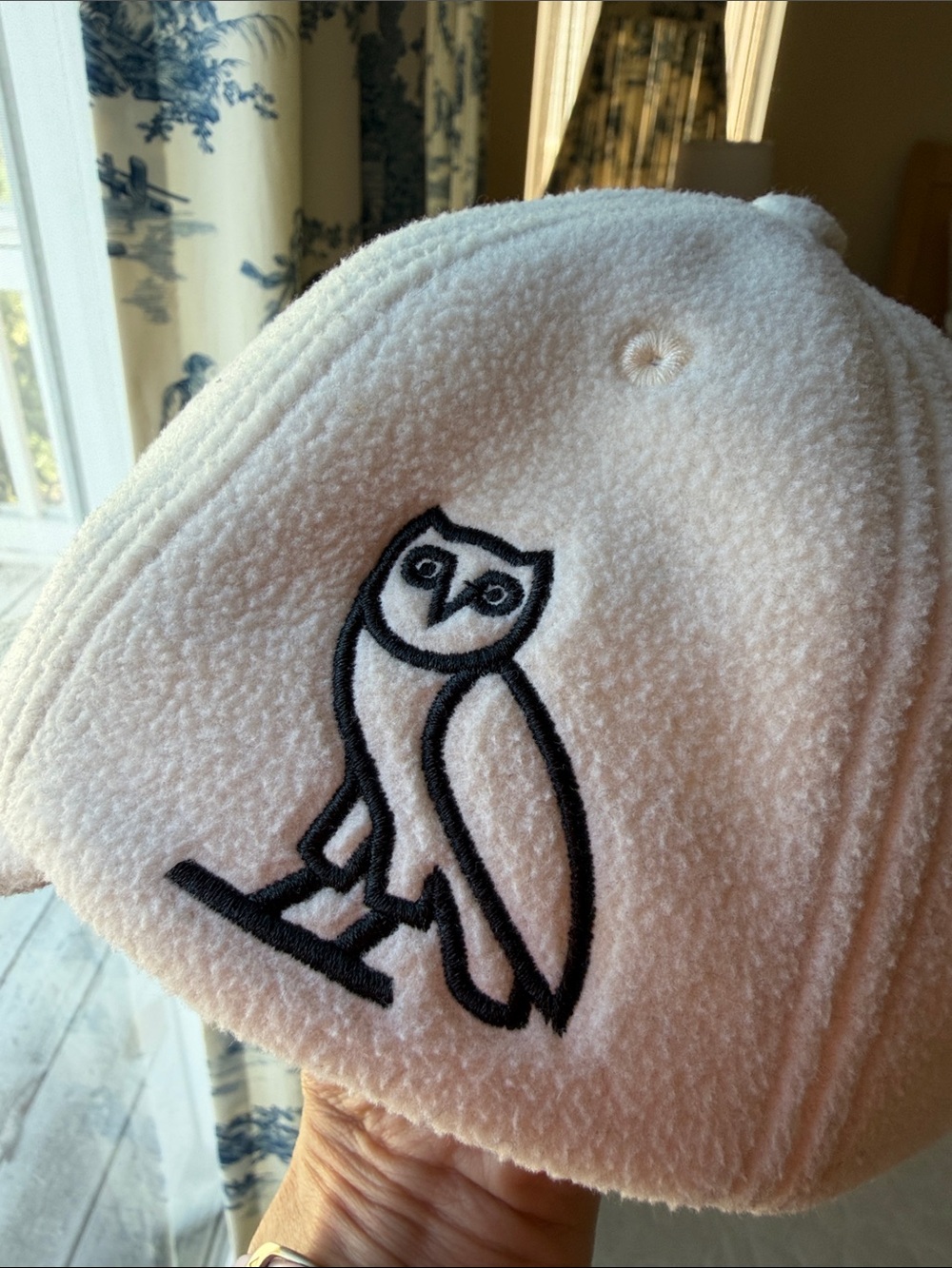 OVO White Owl HAT Polartec like New